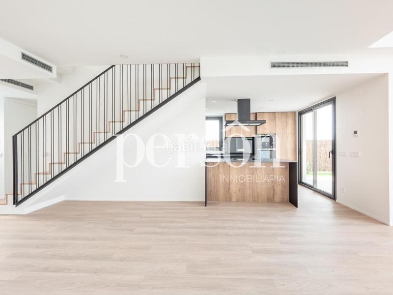 Foto 6a2d1424-b367-4081-95b1-6fe455e9ba6e. Alquiler casa chalet independiente en alquiler en montesano en San Antonio de Benagéber