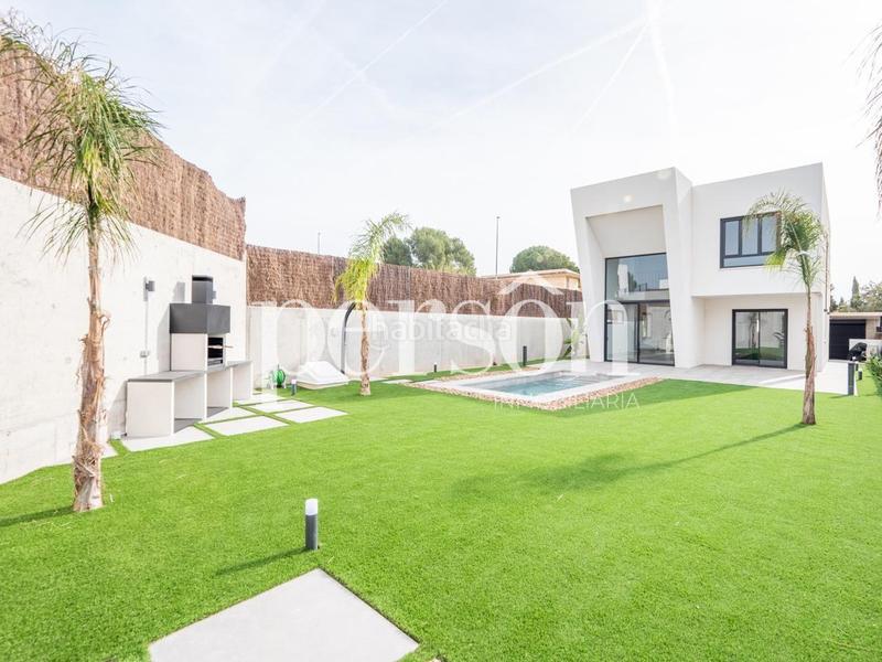 Foto 8e643452-8320-48de-9ca2-0c1945deba98. Alquiler casa chalet independiente en alquiler en montesano en San Antonio de Benagéber