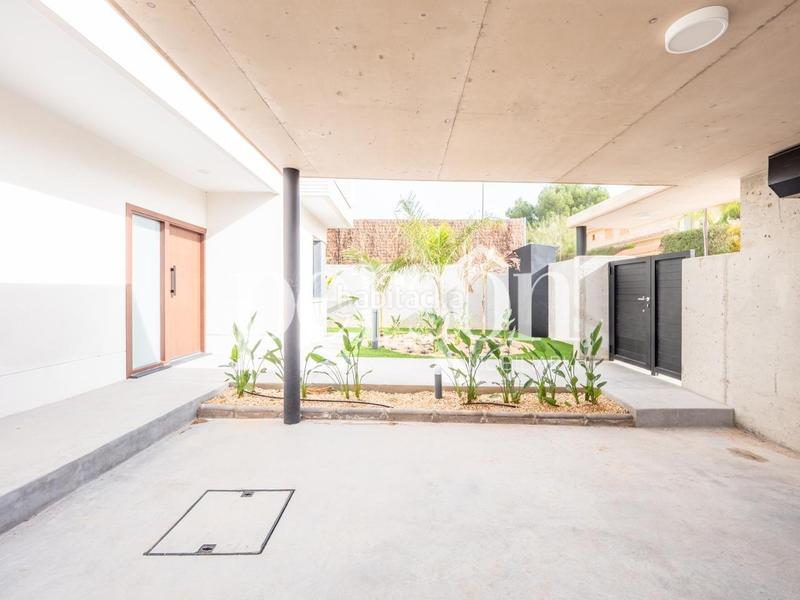 Foto 139a64de-ee5d-48a0-8818-a4d87f4beefc. Lloguer casa amb aparcament piscina a San Antonio de Benagéber