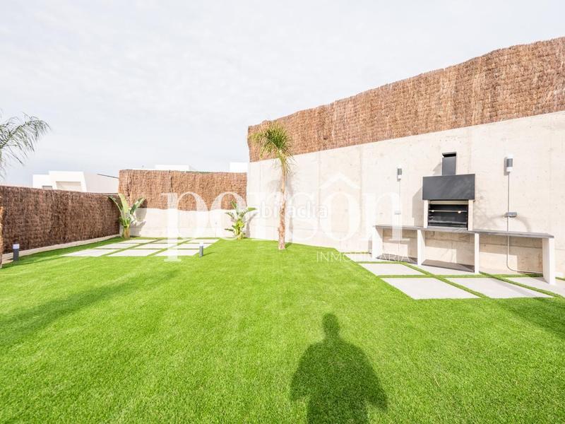 Foto c746df73-7f63-4f98-8ec0-f7ce31e28b1c. Lloguer casa amb aparcament piscina a San Antonio de Benagéber