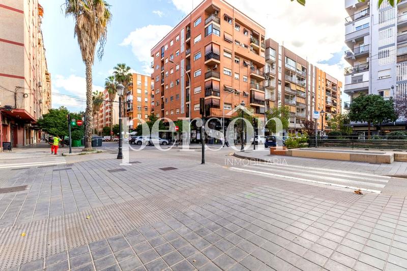 Foto 02be469c-1c2f-4332-ba62-e72b4a5087ee. Transfer business premise in Ciutat Jardí Valencia