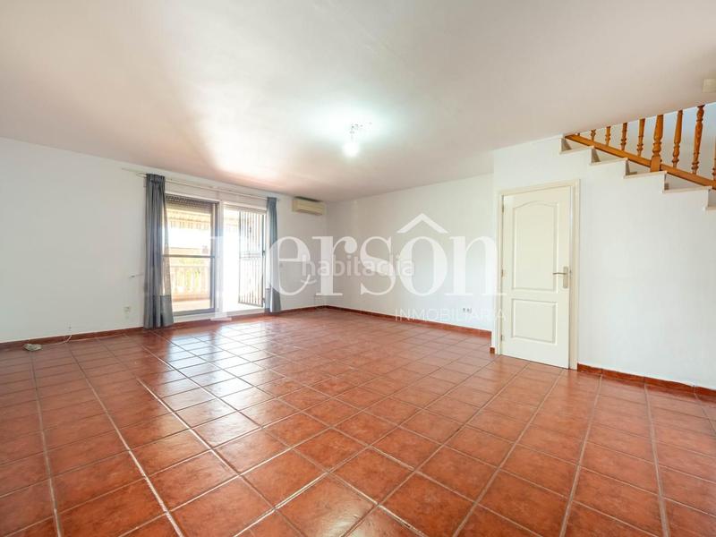 Foto 0193ef5f-425a-4433-ad52-aa11c1781a5b. Casa a schiera con riscaldamento parcheggio piscina in Torrent