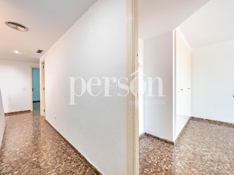 Foto 343d45e7-c714-43c7-82ff-18d7bfa10b97. Casa a schiera con riscaldamento parcheggio piscina in Torrent