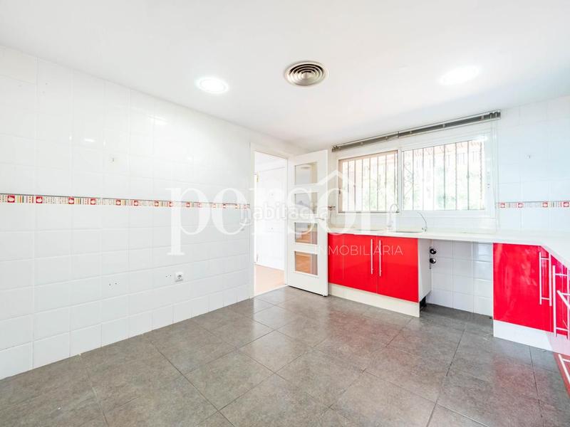 Foto 62b36d8e-0f72-4ea8-a237-ffb8ed2431ce. Casa a schiera con riscaldamento parcheggio piscina in Torrent