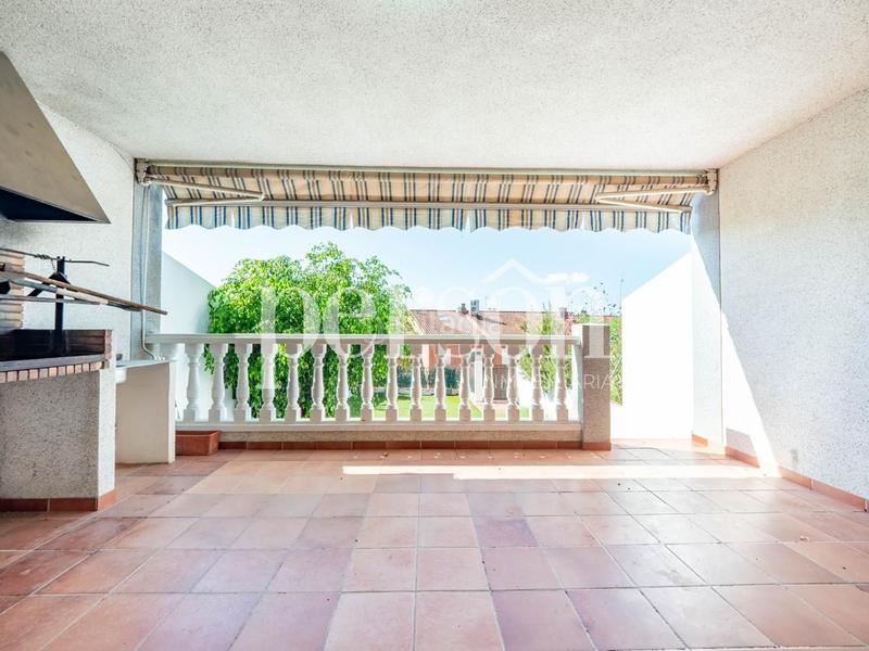 Foto 74536c48-14fb-4ba4-8643-931e66a4521a. Casa a schiera con riscaldamento parcheggio piscina in Torrent