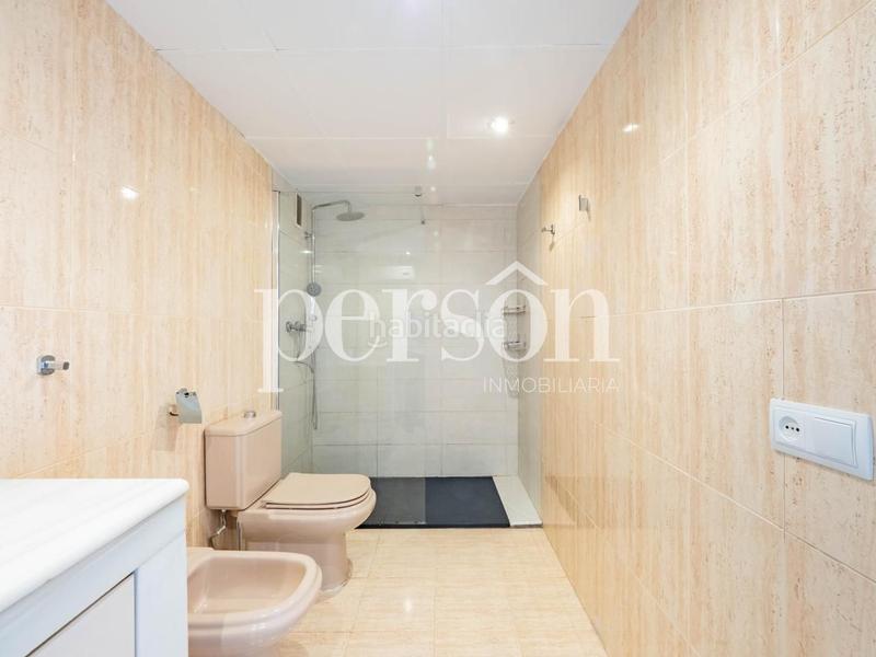 Foto bd7086fd-0b10-4dd5-b801-c22617d02b90. Casa a schiera con riscaldamento parcheggio piscina in Torrent