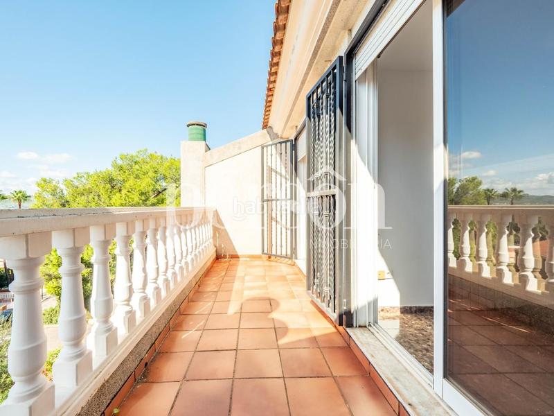 Foto dfc94bbb-ac09-4768-b762-2e1820c52a25. Casa a schiera con riscaldamento parcheggio piscina in Torrent