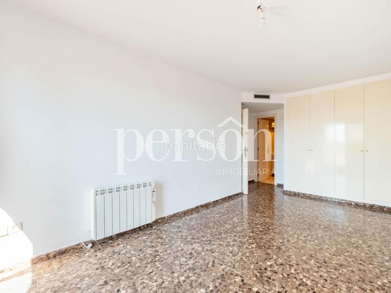 Foto e4de0165-65cb-484f-a445-dd74c830331c. Casa a schiera con riscaldamento parcheggio piscina in Torrent