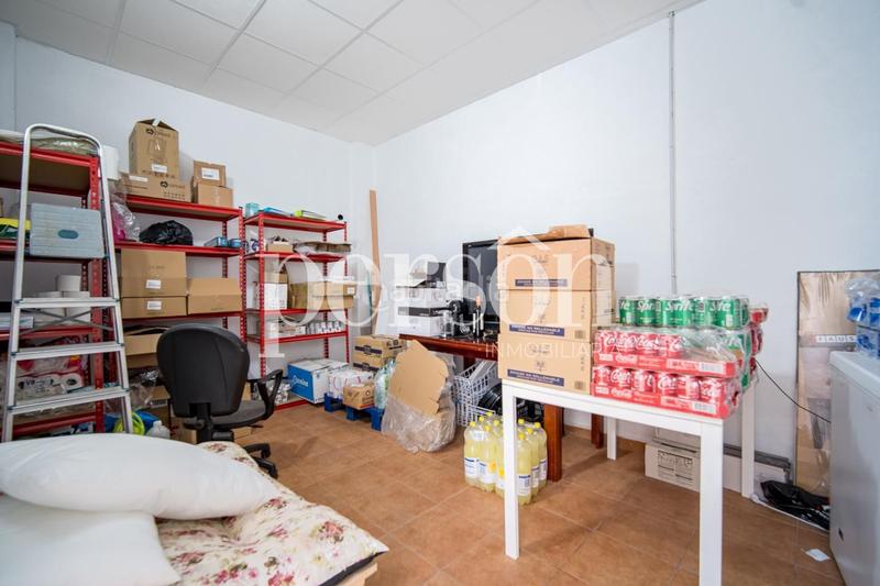 Foto 4b5ef38e-d659-4be0-8112-d20ece73ea8d. Local comercial a El Botànic Valencia