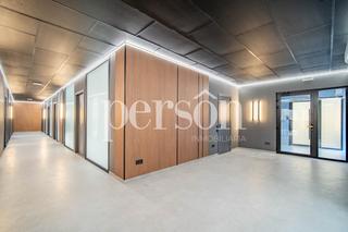 Office space in Ciutat de les Ciències i de les Arts - Justicia. Local comercial en rentabilidad  10 oficinas junto a la ciudad d