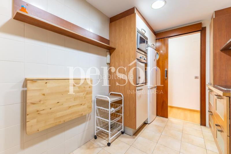 Foto b0b2d4fa-193b-47d0-91d9-a40a56f71ac1. Alquiler piso gran piso reformado y amueblado en benimaclet en Valencia