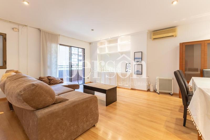 Foto 7a152a63-458f-42b2-bb3a-9ea1929c4479. Rent flat with heating in Barrio de Benimaclet Valencia