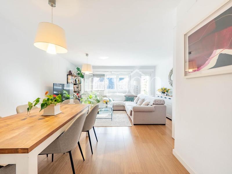 Foto 4e5b0a85-e4d1-4f57-8321-777d8e4bb4cd. Appartement avec chauffage parking dans Mestalla Valencia