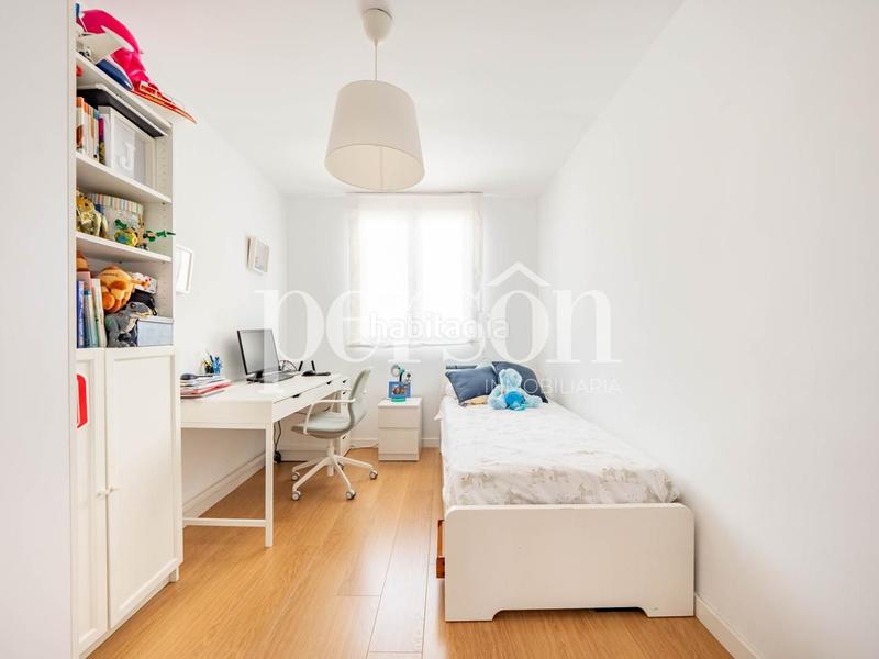 Foto 8ca2fd5d-c474-44be-9587-c704583f7cc0. Appartement avec chauffage parking dans Mestalla Valencia