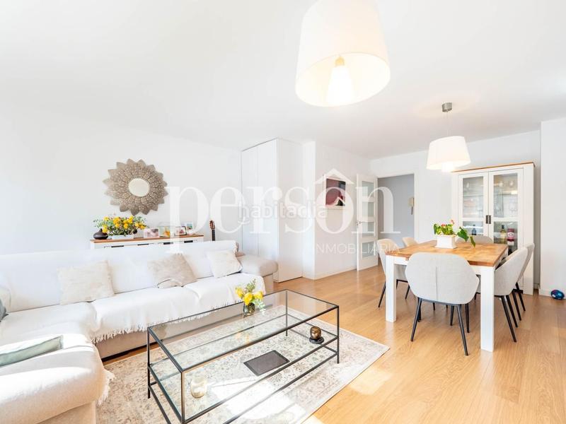 Foto a03b4dfa-5e12-4a8f-a0b3-b35b6522fde6. Appartement avec chauffage parking dans Mestalla Valencia