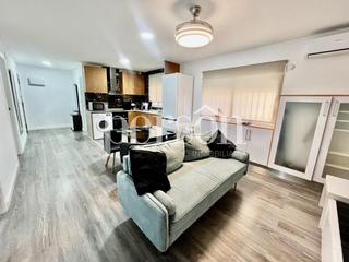 Location Rez-de-chaussée à Malva Rosa. Piso reformado cerca de la playa del cabanyal