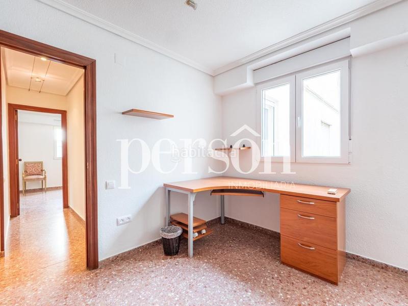Foto 5eaf1c0e-b4dc-4c75-9d58-bf19f9670522. Alquiler piso vivienda en alquiler en campanar en Valencia