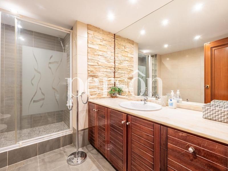 Foto 60e2a8da-1db7-4ae7-a8f0-e14103cac60f. Alquiler piso vivienda en alquiler en campanar en Valencia