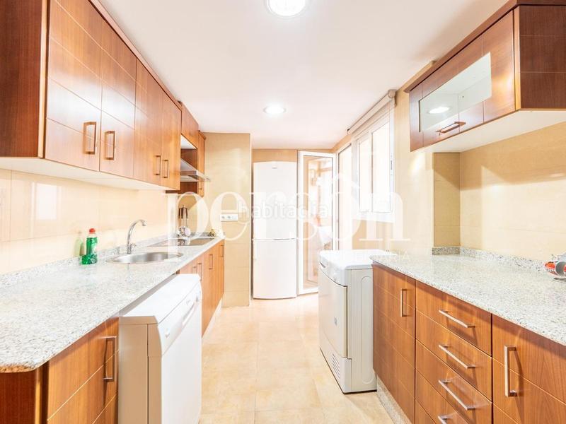 Foto 11a06b0a-196b-4fe2-a381-bf3936f633c5. Location appartement dans Barrio de Campanar Valencia