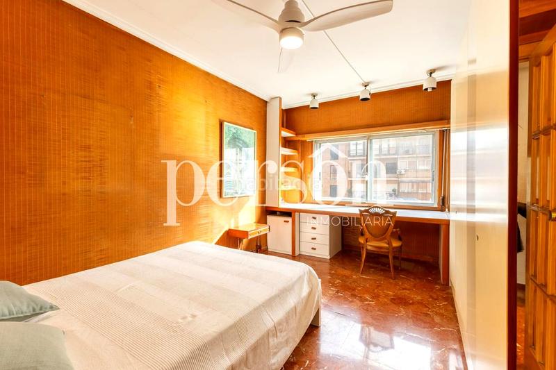 Foto 29969a40-e5ec-4f82-94f2-4fabd0bd1d8d. Alquiler piso alquiler, amplio y luminoso piso con 4 habitaciones junto al cauce del turia en Valencia