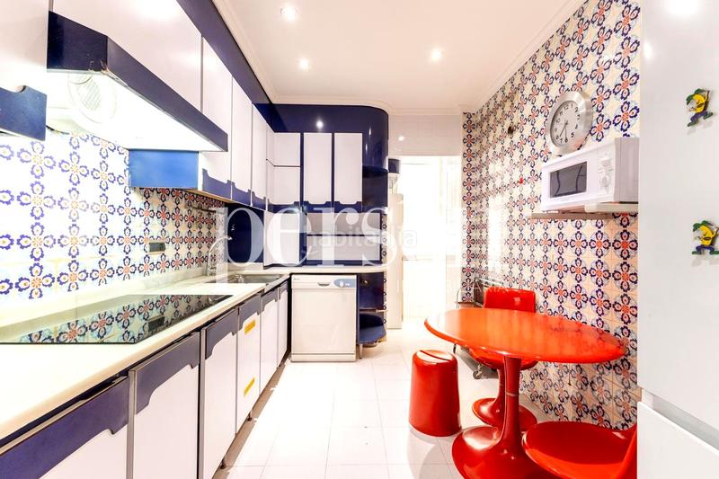 Foto 37bd89ef-8c83-4b4c-b7ee-96c967ade310. Alquiler piso alquiler, amplio y luminoso piso con 4 habitaciones junto al cauce del turia en Valencia