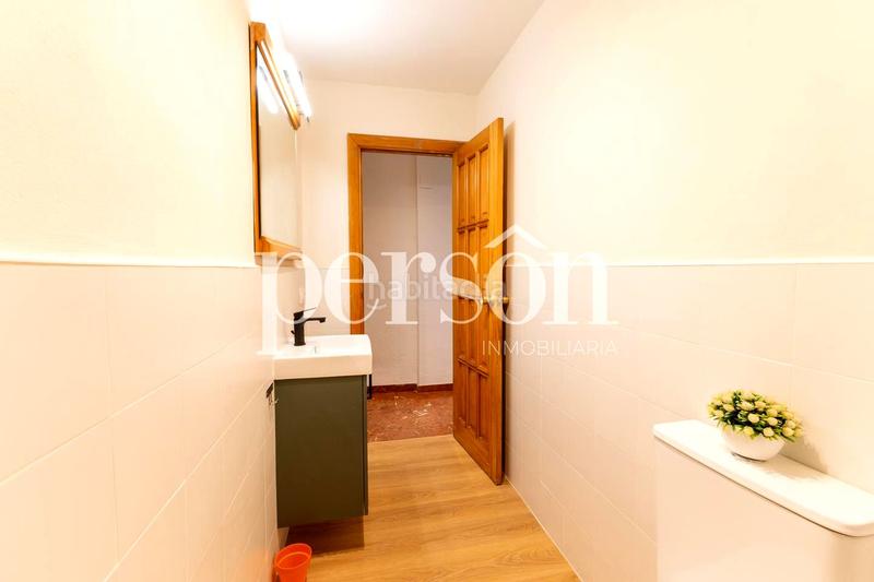 Foto d95a0f6e-ff5d-452c-a710-52d7e068f6ef. Alquiler piso alquiler, amplio y luminoso piso con 4 habitaciones junto al cauce del turia en Valencia