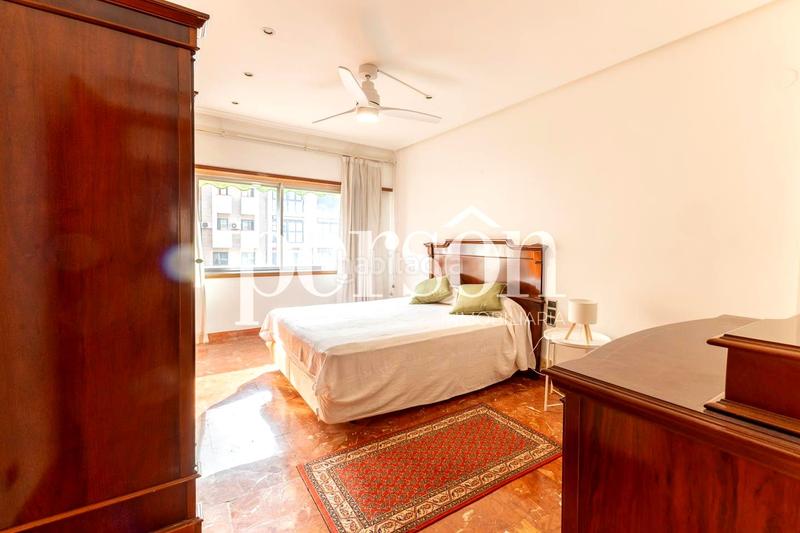 Foto 3fd4ec3f-74ac-4183-90eb-381b63e39966. Lloguer pis a Mestalla Valencia