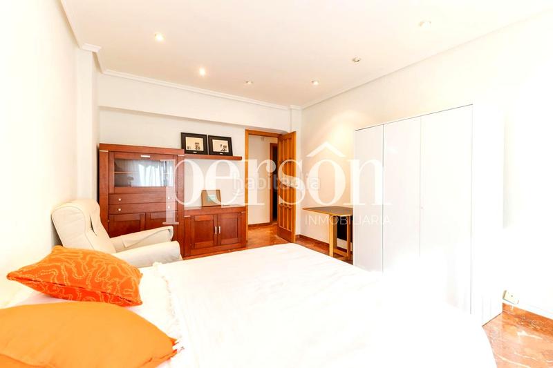Foto f3437fcb-ab25-44ee-9023-dd1f633bb822. Location appartement dans Mestalla Valencia