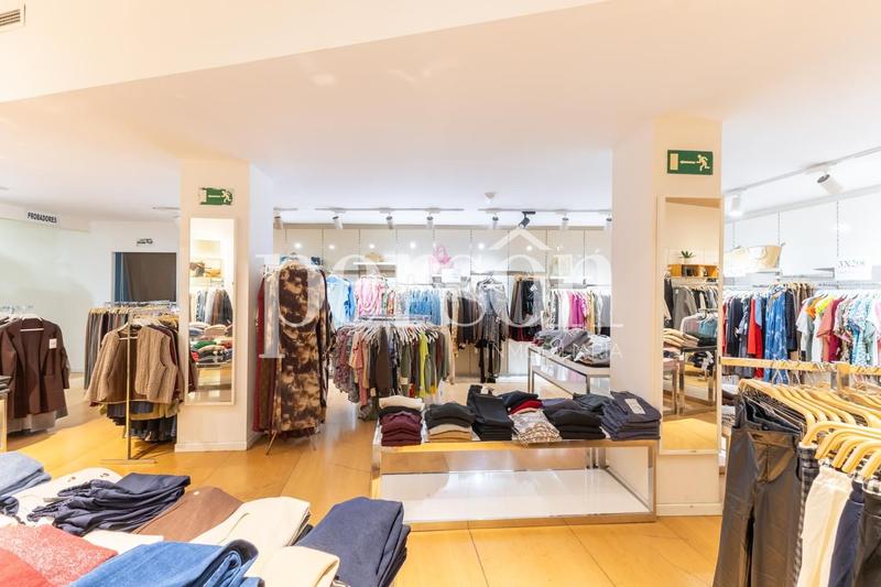 Foto 20785617-5b17-4825-a3bc-1f0e4d8fa435. Locale commerciale in carrer major 27 in Centro Histórico Gandia