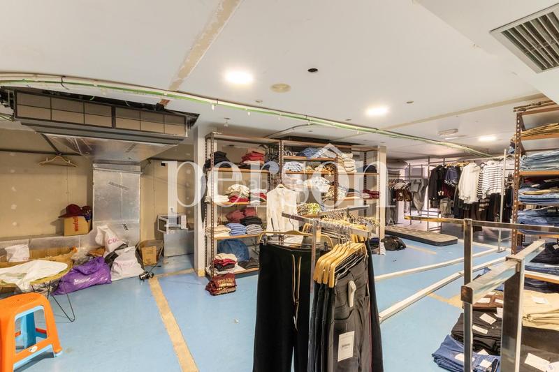 Foto 7ee1939e-b99d-41e6-8d5c-adb6bde32447. Locale commerciale in carrer major 27 in Centro Histórico Gandia