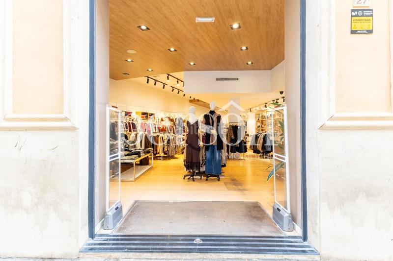 Foto d717894a-2c93-4a16-afd7-112298f3d1a5. Locale commerciale in carrer major 27 in Centro Histórico Gandia