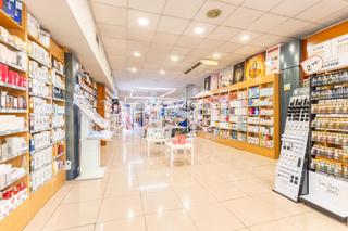 Local commercial à Ibi. Local en venta en ibi