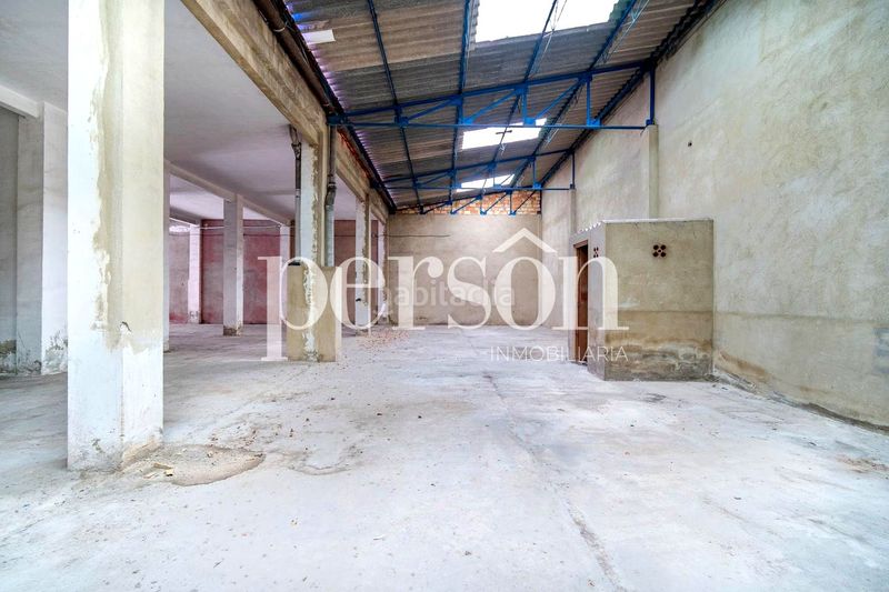 Foto c9673dfd-cc9e-4e06-93aa-35034617dd4f. Local comercial a Aiora Valencia