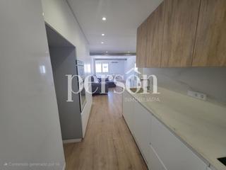 Location Appartement à Aiora. Piso reformado calle leones