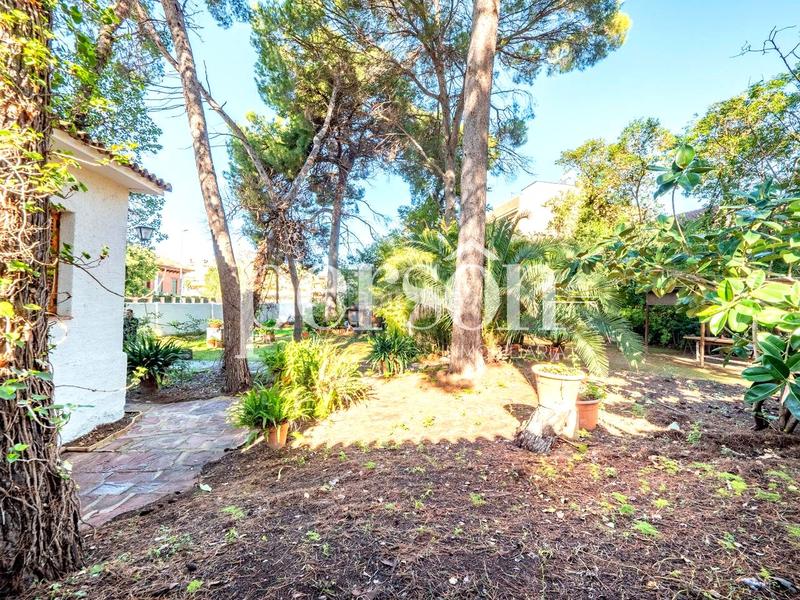 Foto 4d46855e-b65b-41ff-9baf-355c2fe25f96. Casa chalet en Centro Bétera