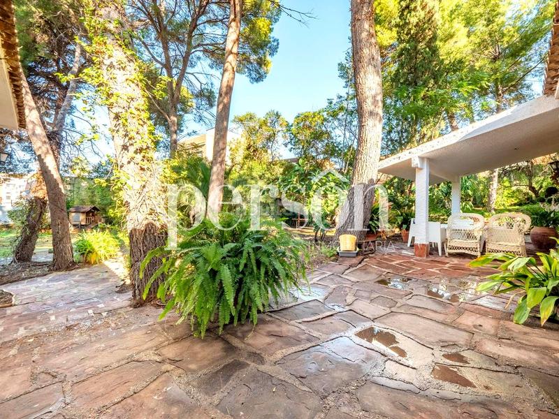 Foto 83d01a36-ef45-4bda-8bfc-2dd18e8c5c63. Casa chalet en Centro Bétera