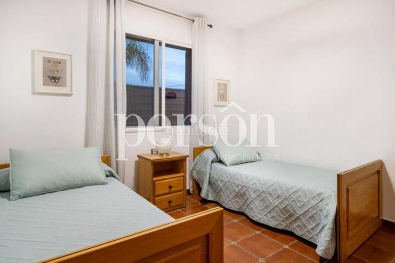 Foto 66be8f61-5c4d-4c08-b2c4-da0459c23e6b. Alquiler casa alquiler chalet ribaroja de turia en Riba - roja de Túria