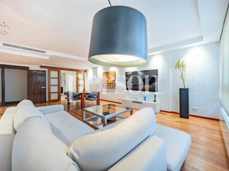 Foto abaf0815-e77e-45ec-b046-97f43adca20e. Appartement avec chauffage parking dans Jaume Roig Valencia