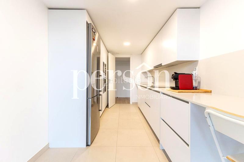 Foto 4b949a10-b126-4848-82ff-554d5c3cfa90. Flat with parking pool in Ciutat de les Ciències i de les Arts - Justicia Valencia