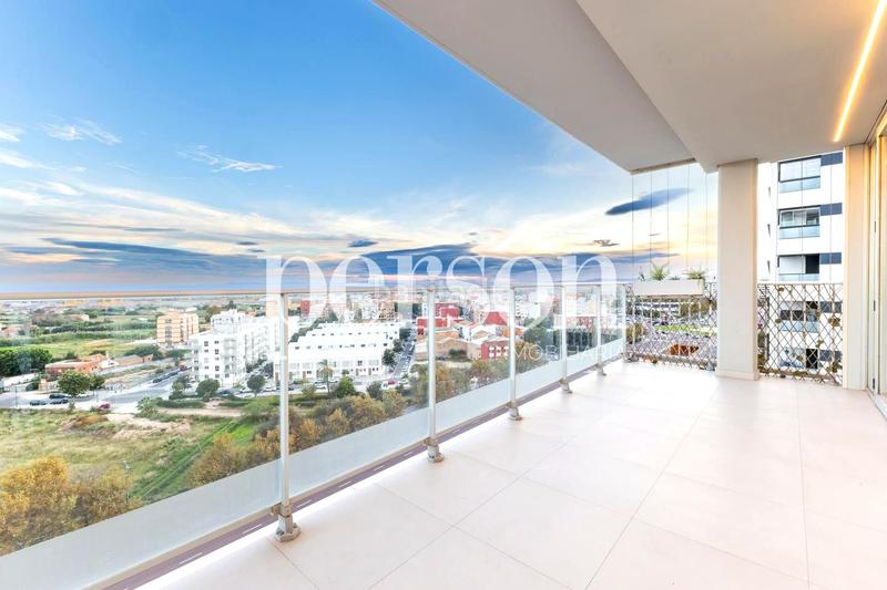 Foto 551bba74-1278-47f1-b828-815df6f6f3db. Flat with parking pool in Ciutat de les Ciències i de les Arts - Justicia Valencia