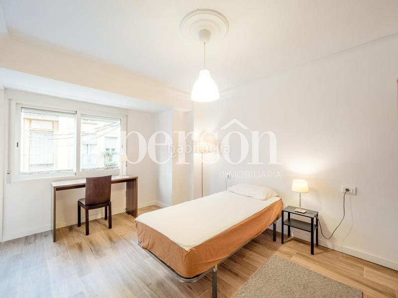 Foto e1eb585a-0ffe-4a6e-b7c1-ff10520f41b7. Alquiler piso vivienda en alquiler en la zona de aragón en Valencia