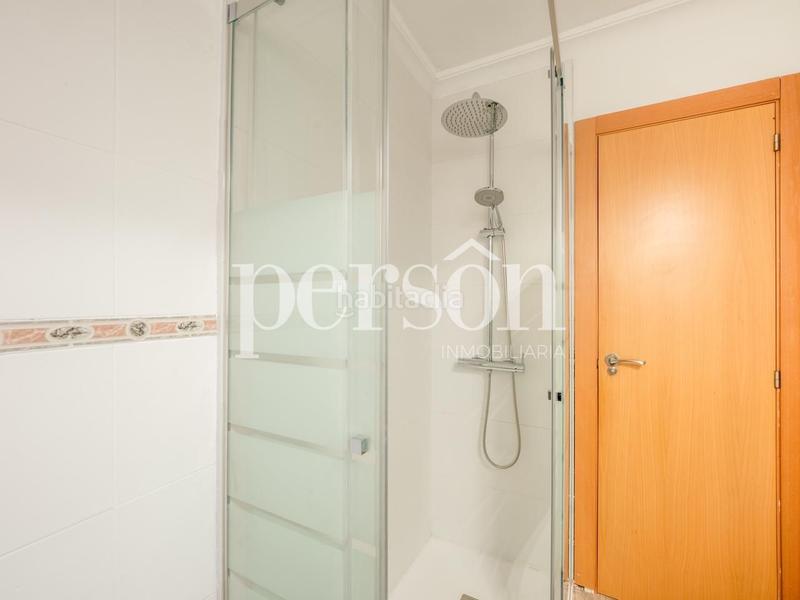 Foto 05409f24-5186-4aec-89b8-fb8956b9e430. Rent flat in La Petxina Valencia