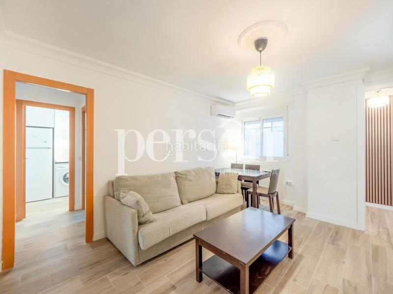 Foto bc7cb7ce-002b-4080-aa33-332dd2cde13c. Rent flat in La Petxina Valencia