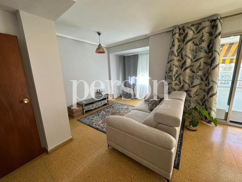 Foto 03d63cb5-6f5b-47e9-b871-6beb516ba936. Rent flat with parking in El Botànic Valencia