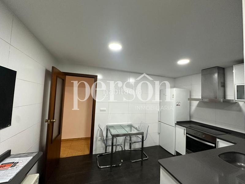 Foto 04f31494-a1ac-42f0-9e19-754bcca9b05c. Rent flat with parking in El Botànic Valencia