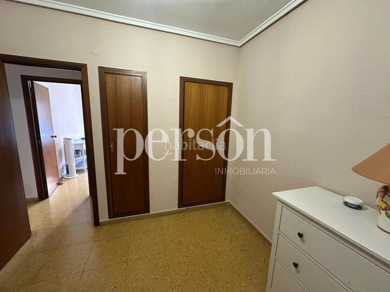 Foto 4311110b-2c82-4af5-9df2-9f83603e277f. Rent flat with parking in El Botànic Valencia