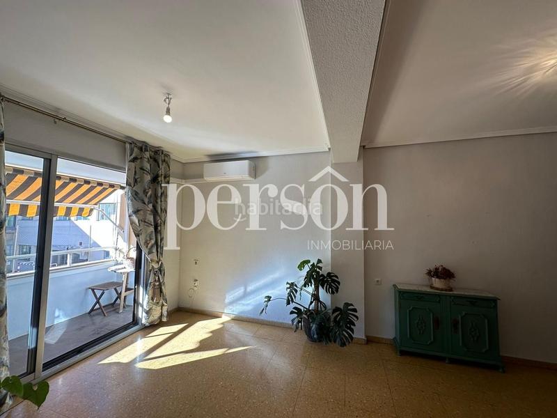 Foto 75856fa6-0b55-4e8e-81e2-8d557cdde4f2. Rent flat with parking in El Botànic Valencia