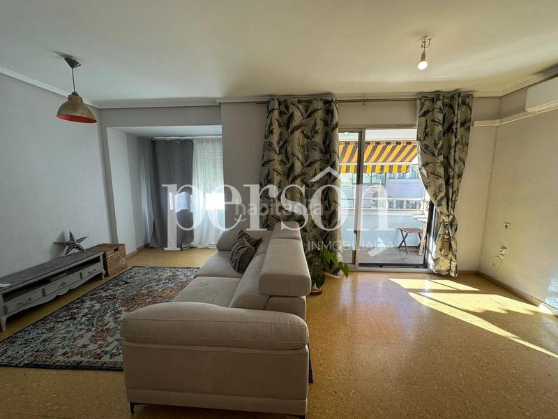 Foto 9720af5c-7f03-4929-bd37-d26bf5fc5e4e. Rent flat with parking in El Botànic Valencia