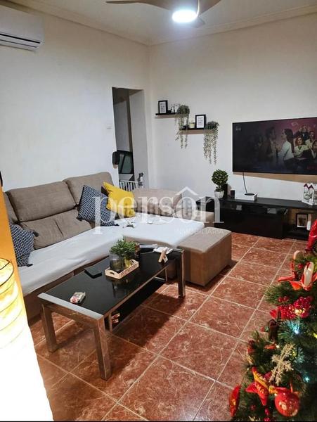 Foto ee8d0beb-5a67-40c9-884c-7941dec3be13. Pis amb aparcament a Barrio Benicalap Valencia