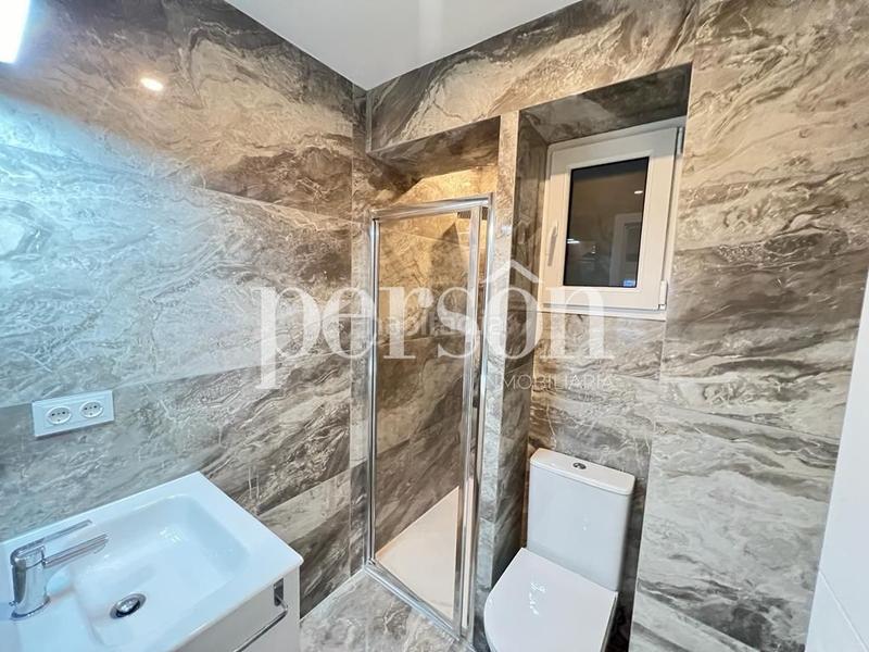 Foto f8a1f4a5-1cc8-4703-bd4c-74cb50d3efa3. Alquiler piso bonito piso en patraix en Nou Moles Valencia